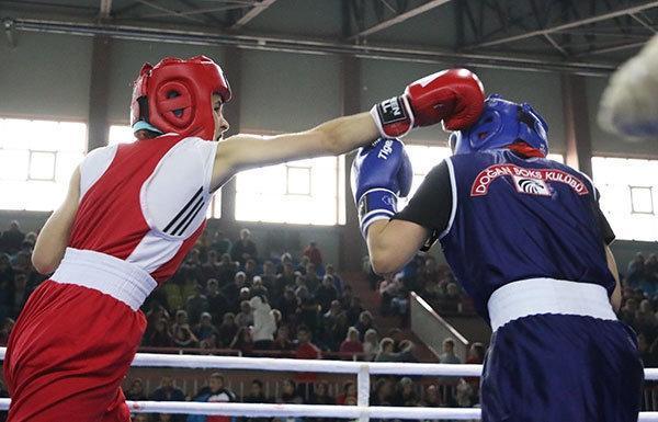 Kadınlar Boks Şampiyonası Nevşehirde başladı