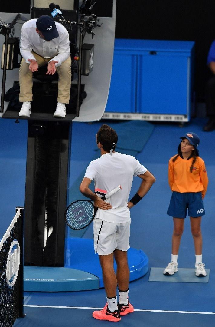 Roger Federeri sinirlendiren arıza