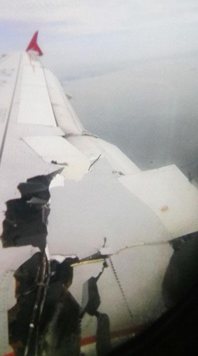 Havada yanan uçağın yolcuları dehşeti anlattı