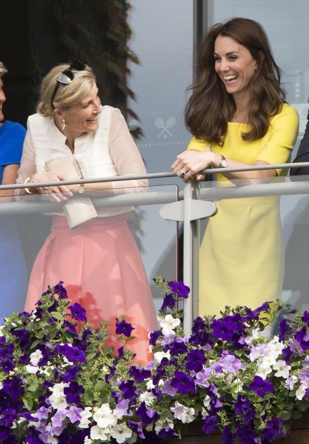 Kate Middleton Londra Moda Haftası’nda sunuculuk yapacak