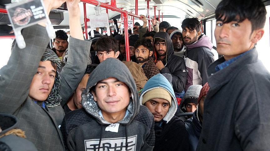 46 yolcu kapasiteli otobüste 165 kaçak yakalandı