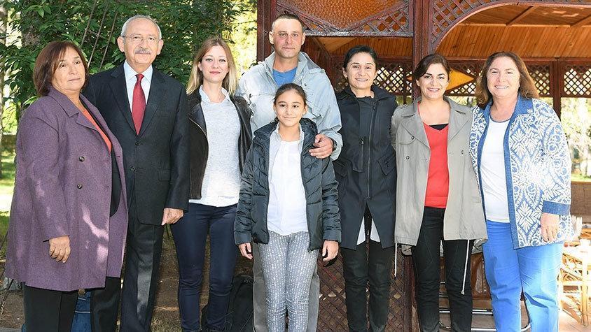 CHP Genel Başkanı Kemal Kılıçdaroğlunun oğlu Kerem Kılıçdaroğlu terhis oldu