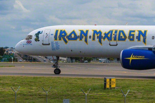 Iron Maidenın solisti havayolu şirketi yönetecek
