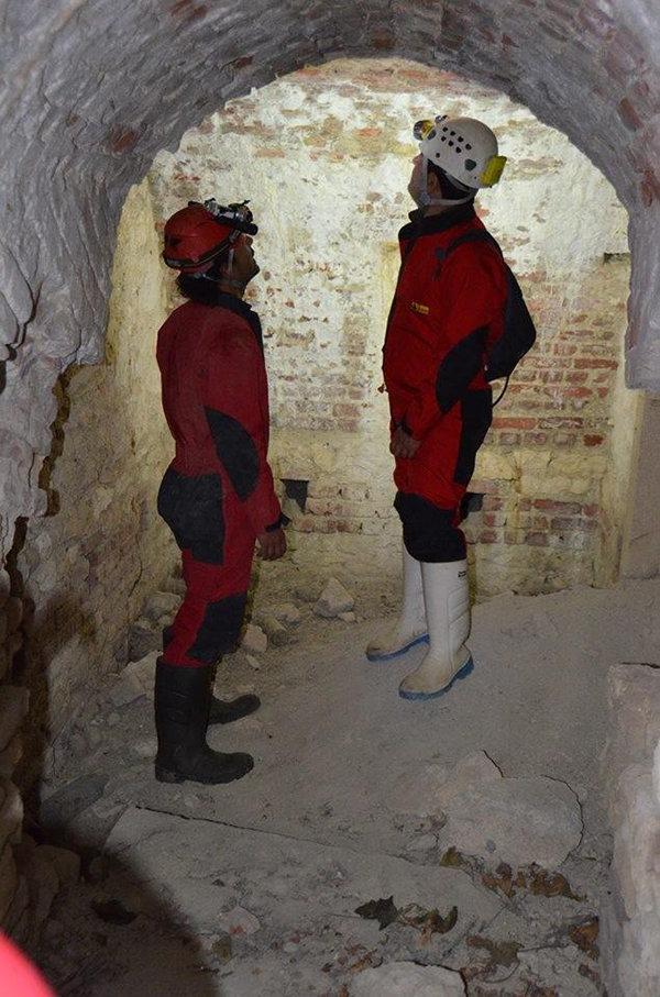 Çatalca’da 39 metre derinliğinde mağara keşfedildi