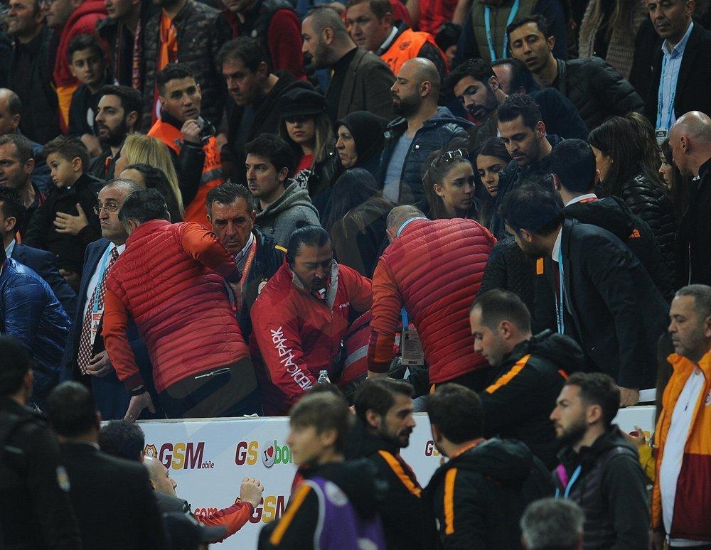 Hasan Şaş Galatasaray- Konyaspor maçında fenalaştı