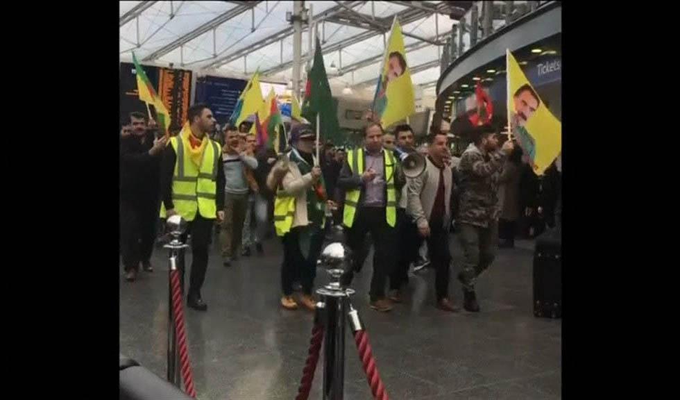 PKK/PYD sempatizanları Londrada tren istasyonu işgal etti