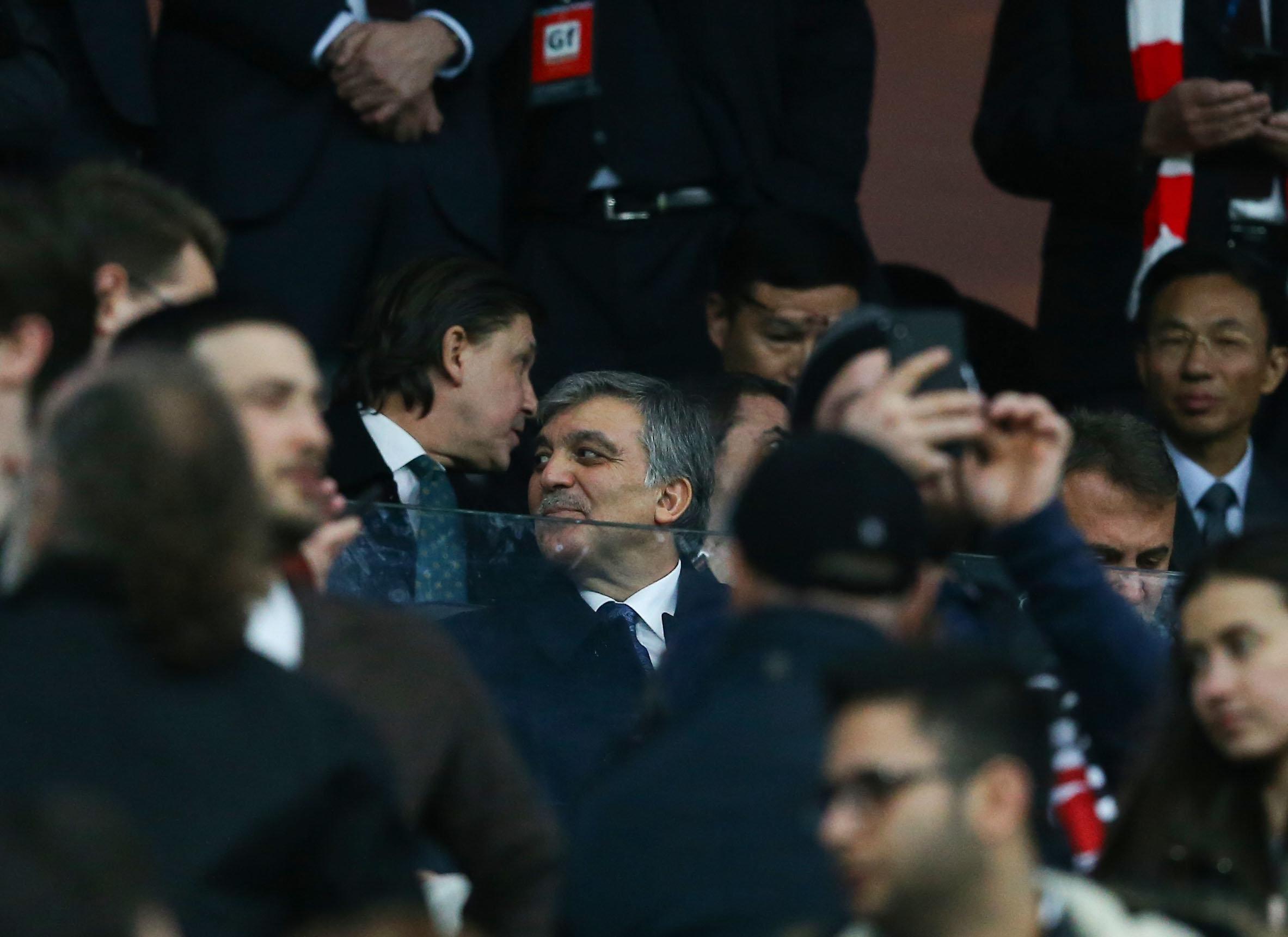 11. Cumhurbaşkanı Abdullah Gül, Christian Wulff ile Beşiktaş-Bayern Münih maçını izledi