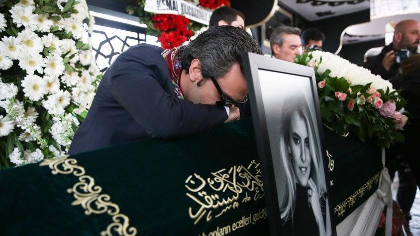Burcu Gündoğar Urfalının cenaze töreninde gözyaşları sel oldu