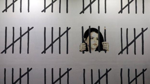 Banksy Zehra Doğanın tutukluluğunu protesto için duvar resmi yaptı
