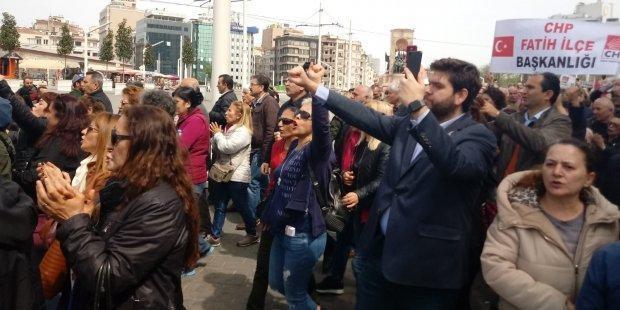 CHPden Taksimde oturma eylemi Polis Taksim meydanını kapattı