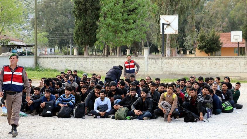 Afganlar 40 yıl sonra ikinci büyük göç dalgası ile Türkiye’ye akın ediyor