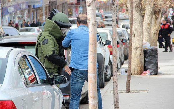 Erzurumda şüpheli çanta patlatıldı