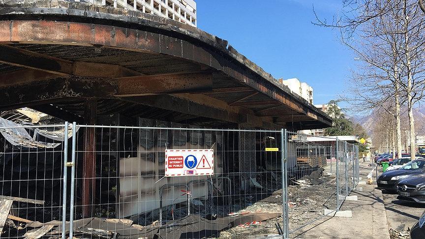 Fransada Türklere ait bir market kundaklandı: 1 ölü