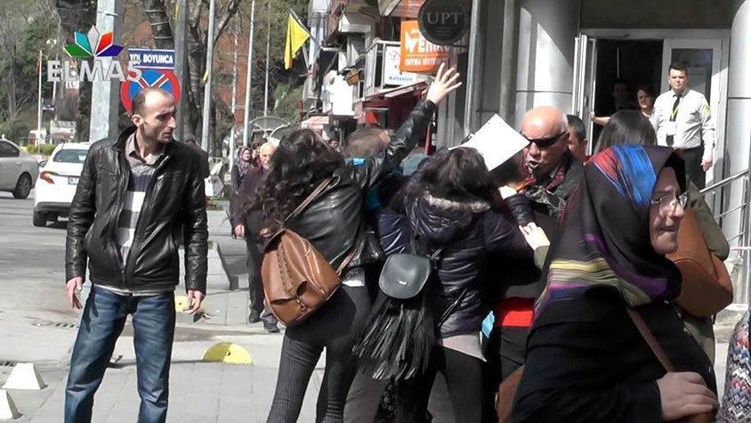 Polis, Zonguldakta kavga eden kadınları güçlükle ayırdı