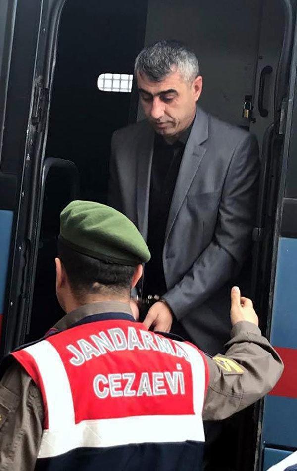 Zonguldakta eşinin otomobilinin altına bomba koyan kocanın yargılanmasına devam edildi