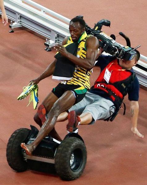 Usain Bolt 10. altın madalyasını kazandı