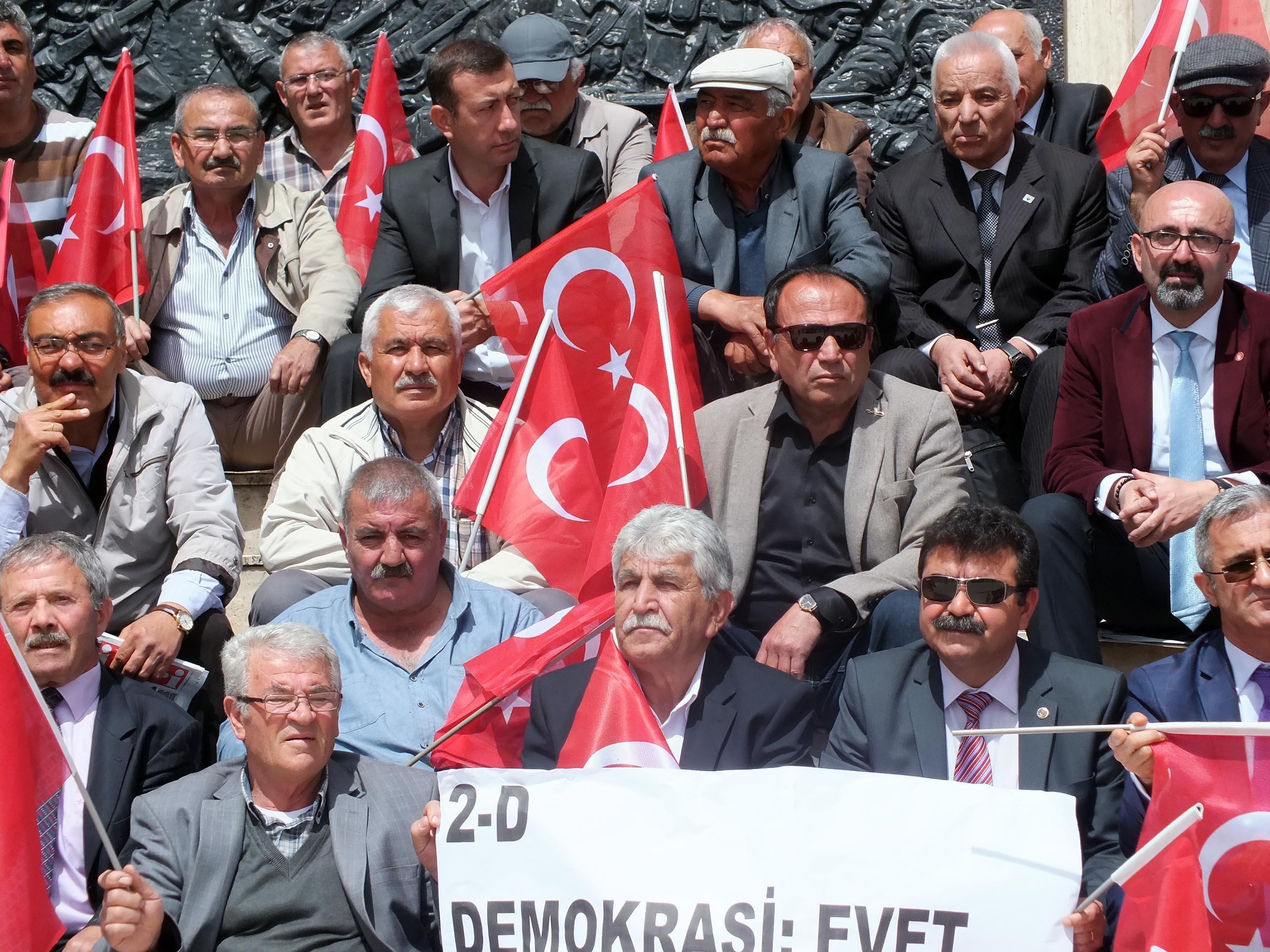 Yozgatta CHP il yönetimi oturma eylemi yaptı