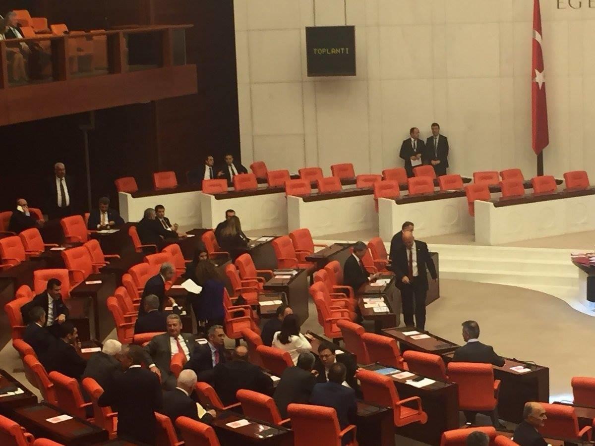 MHP ile İYİ Parti arasında Meclis’te yer tartışması çıktı
