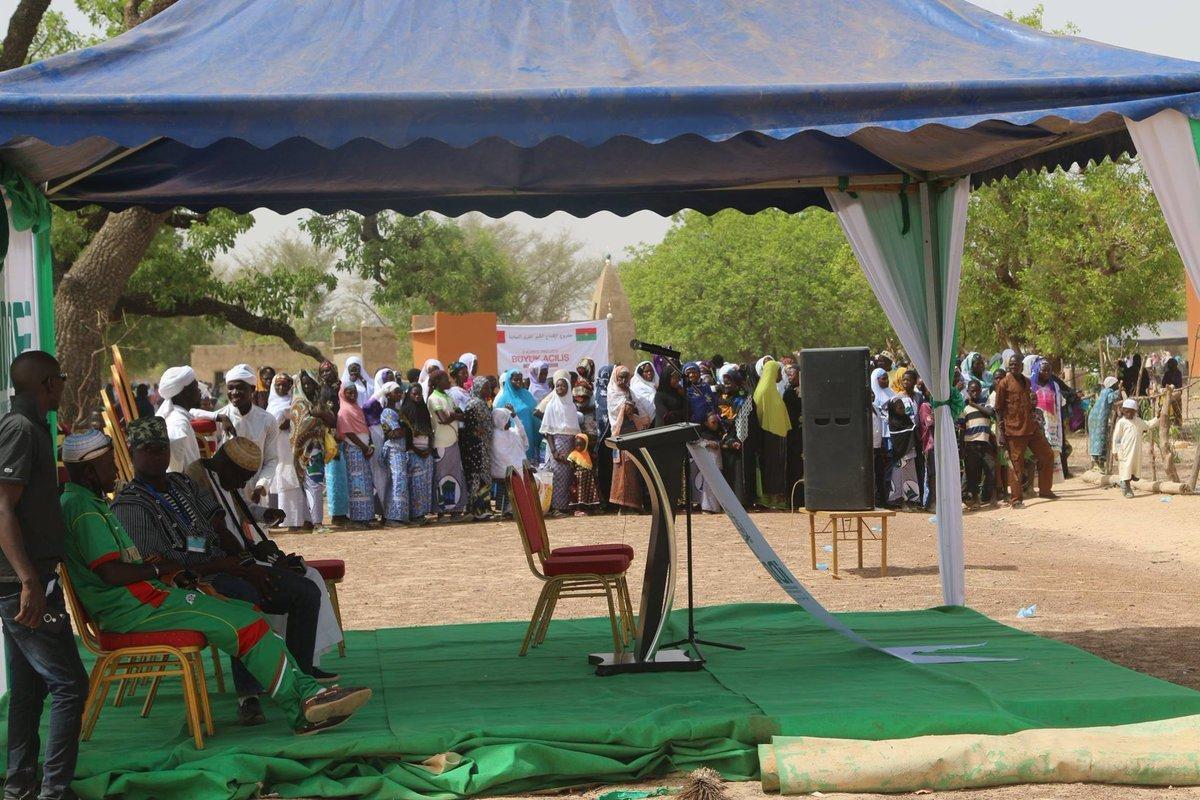 İDDEFin Burkina Fasoda yaptırdığı medreseler hizmete açıldı