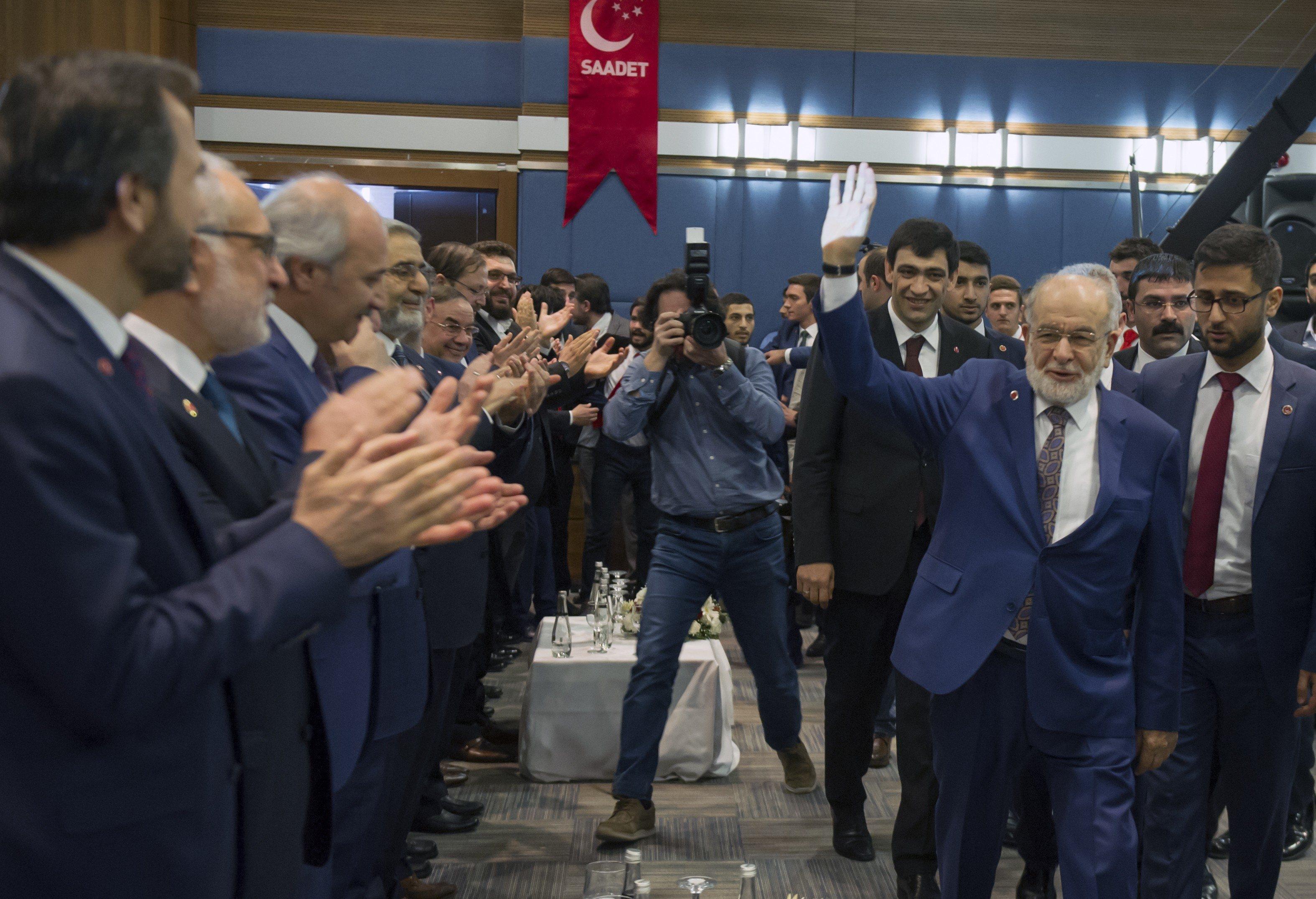 Son Dakika...SP lideri Karamollaoğlu partisinin Cumhurbaşkanı adayı oldu Temel Karamollaoğlu kimdir