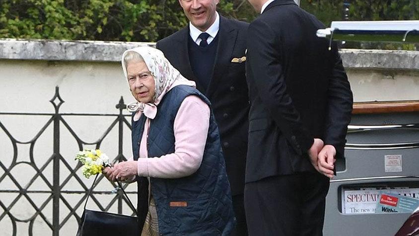 Kraliçe Elizabeth, torununu görmeye böyle gitti