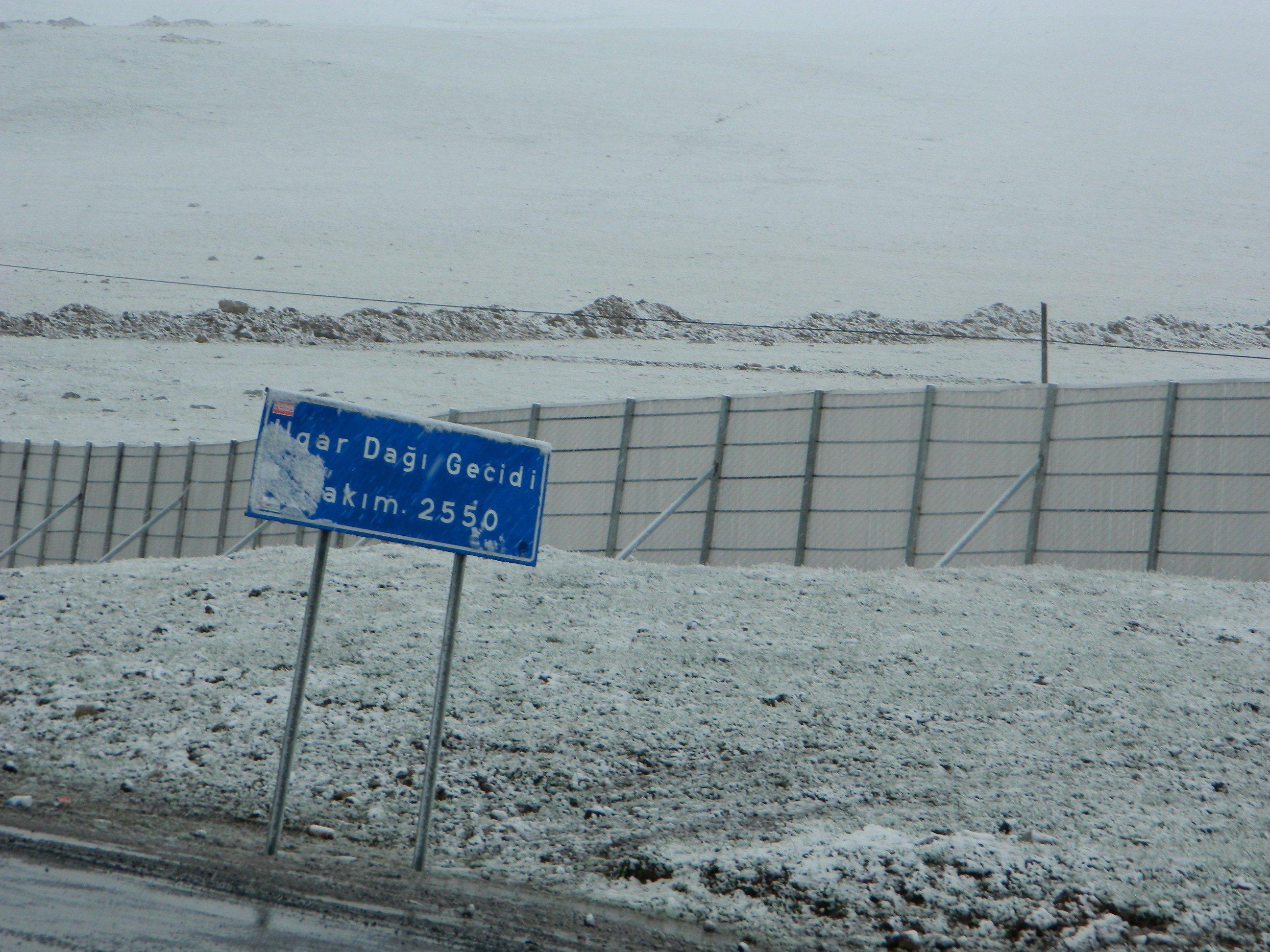Saklı Cennet Posof’a mayısta kar yağdı