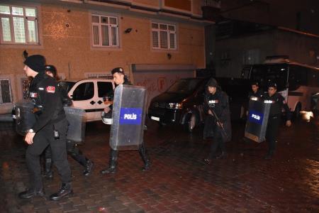 İstanbulda şafak operasyonu