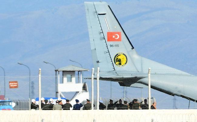 Rus pilotun cenazesi Ankarada