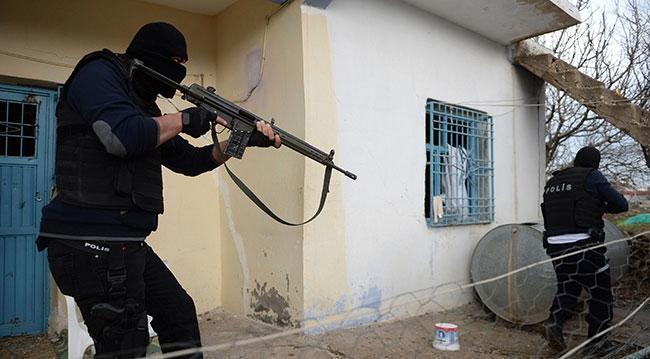 İdilde PKKlı teröristler bir mahalleye sıkıştırıldı
