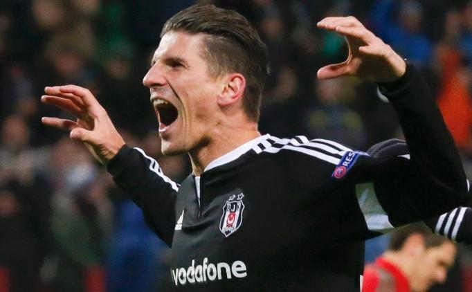 Beşiktaş lider, Gomez tarihe geçti