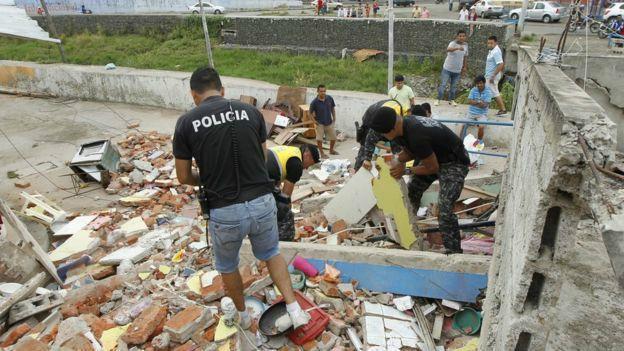 Ekvadordaki depremde ölü sayısı 246ya çıktı