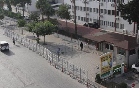 Adana Emniyet Müdürlüğünde bomba tedbiri