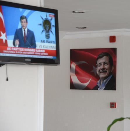 Başbakan Davutoğlunun memleketi Konyada sessizlik