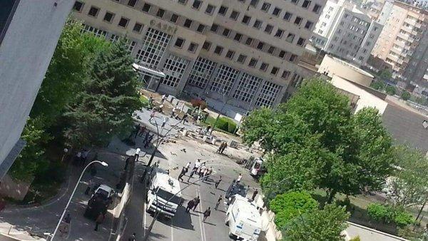 Gaziantepte Emniyete bombalı araçla saldırı