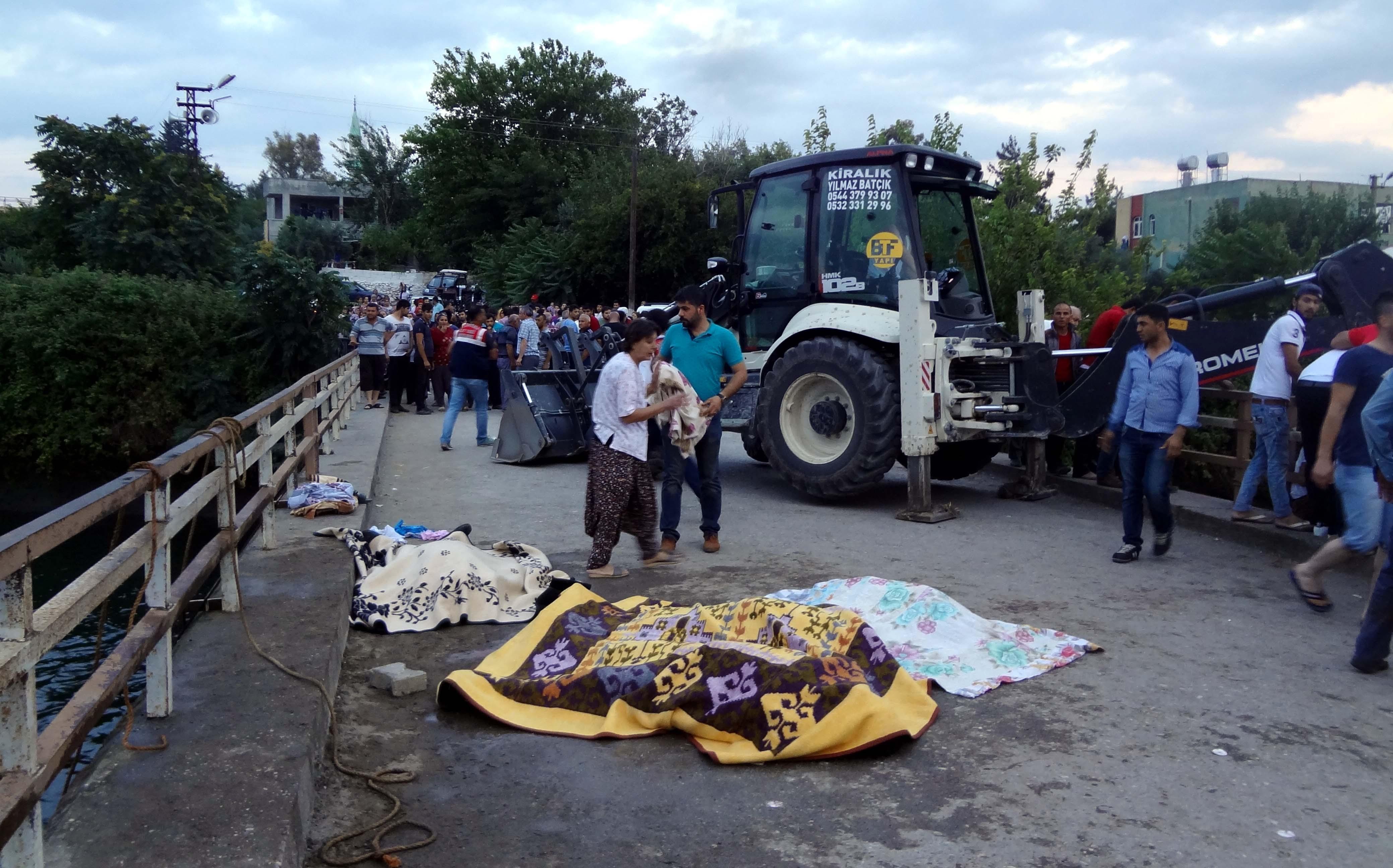 Osmaniyede katliam gibi kaza: 14 ölü
