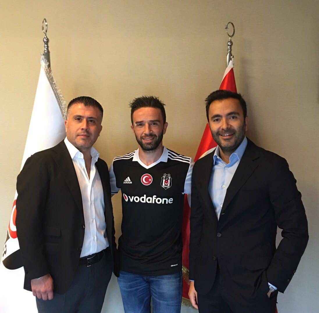 Gökhan Gönül Beşiktaşa imzayı attı