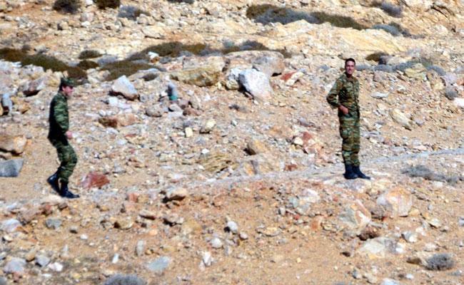 Suikast timindeki iki asker Yunan adasına çıktı iddiası