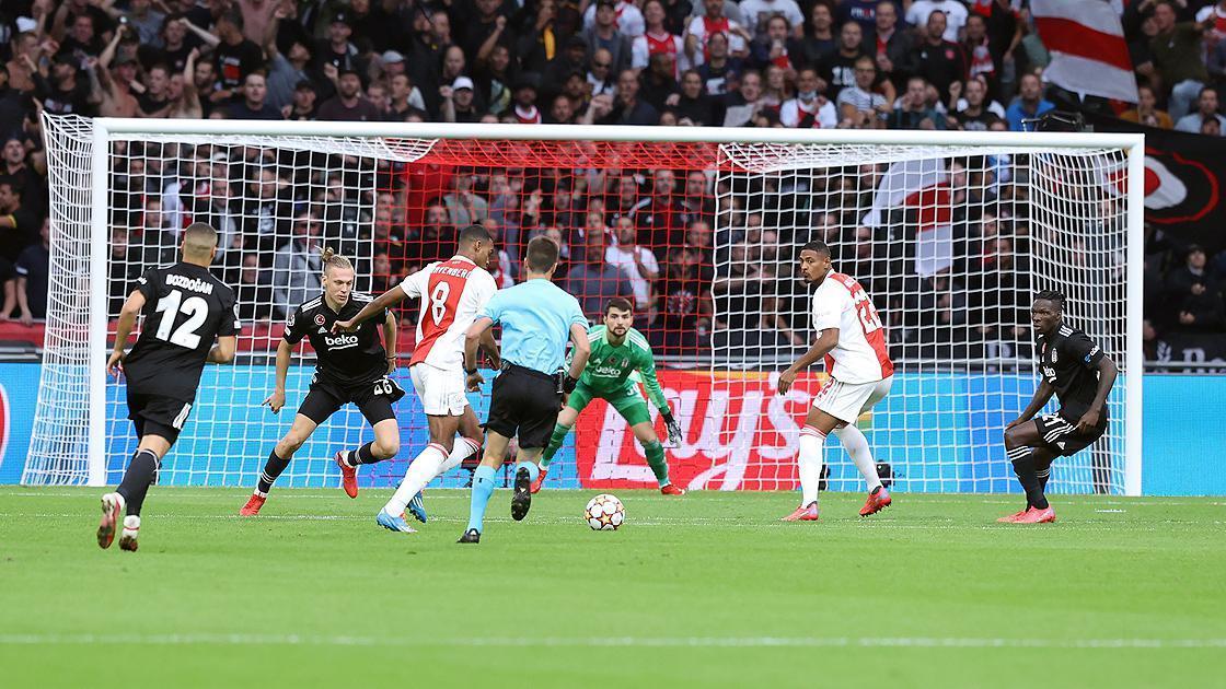Ajax 2 - Beşiktaş 0 Maç özeti ve sonucu