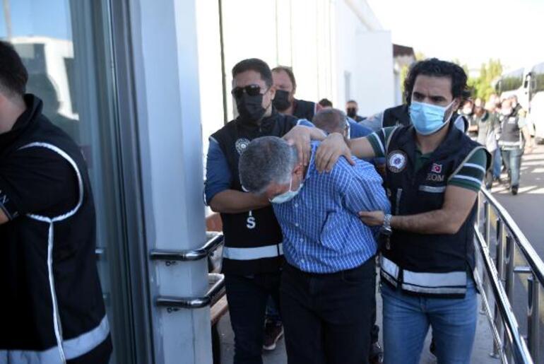 Adanada milli eğitim müdürü, 1 kilo altınla kaçarken yakalandı