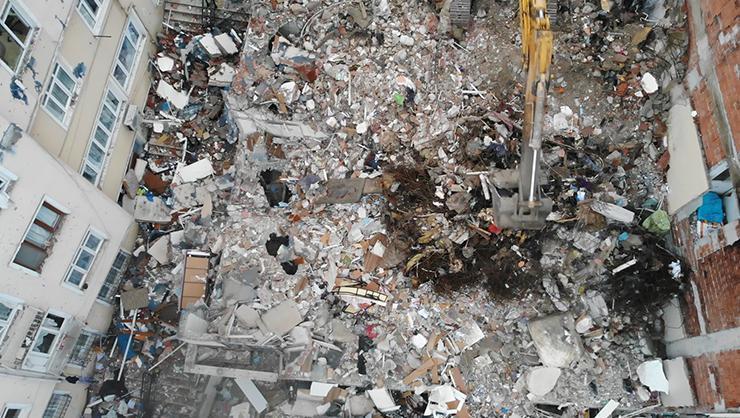 Üsküdardaki patlama sonrası binada meydana gelen tahribat görüntülendi