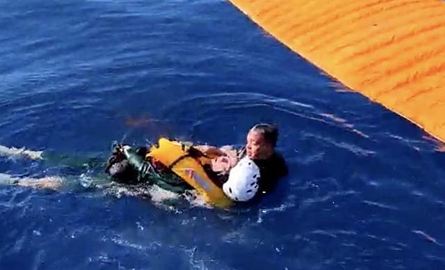 Ukraynalı kadın paraşütçü hayatını kurtaran Sahil Güvenlik ekiplerine teşekkür etti