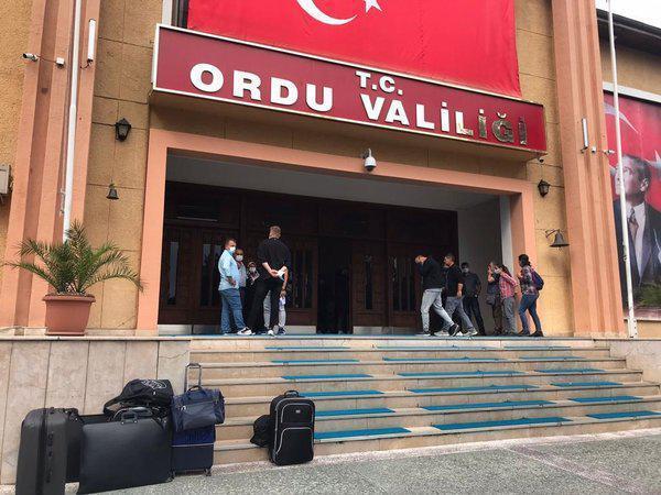 Erdoğan duyurmuştu Üniversite öğrencilerine Valilik kapılarını açtı