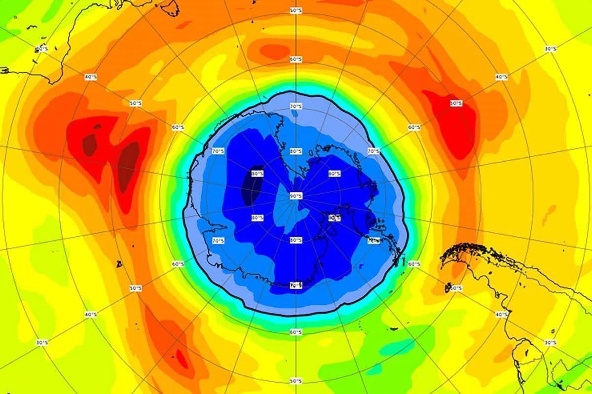 Ozon tabakasındaki delik Antarktikada daha büyük
