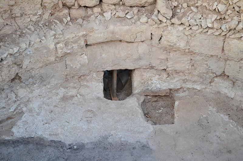Gök bilimci ve şair Aratosun anıt mezarı Mersinde arkeolojik olarak kanıtlandı