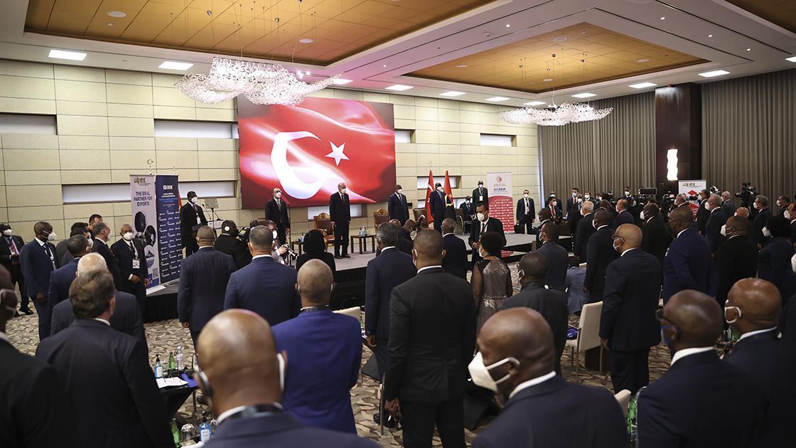 Cumhurbaşkanı Erdoğan: 2021i yüzde 9luk büyüme ile tamamlamayı öngörüyoruz