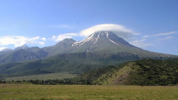 Hasan Dağı en son ne zaman patladı Hangi ilimizdedir Volkanik Hasan Dağı aktif mi