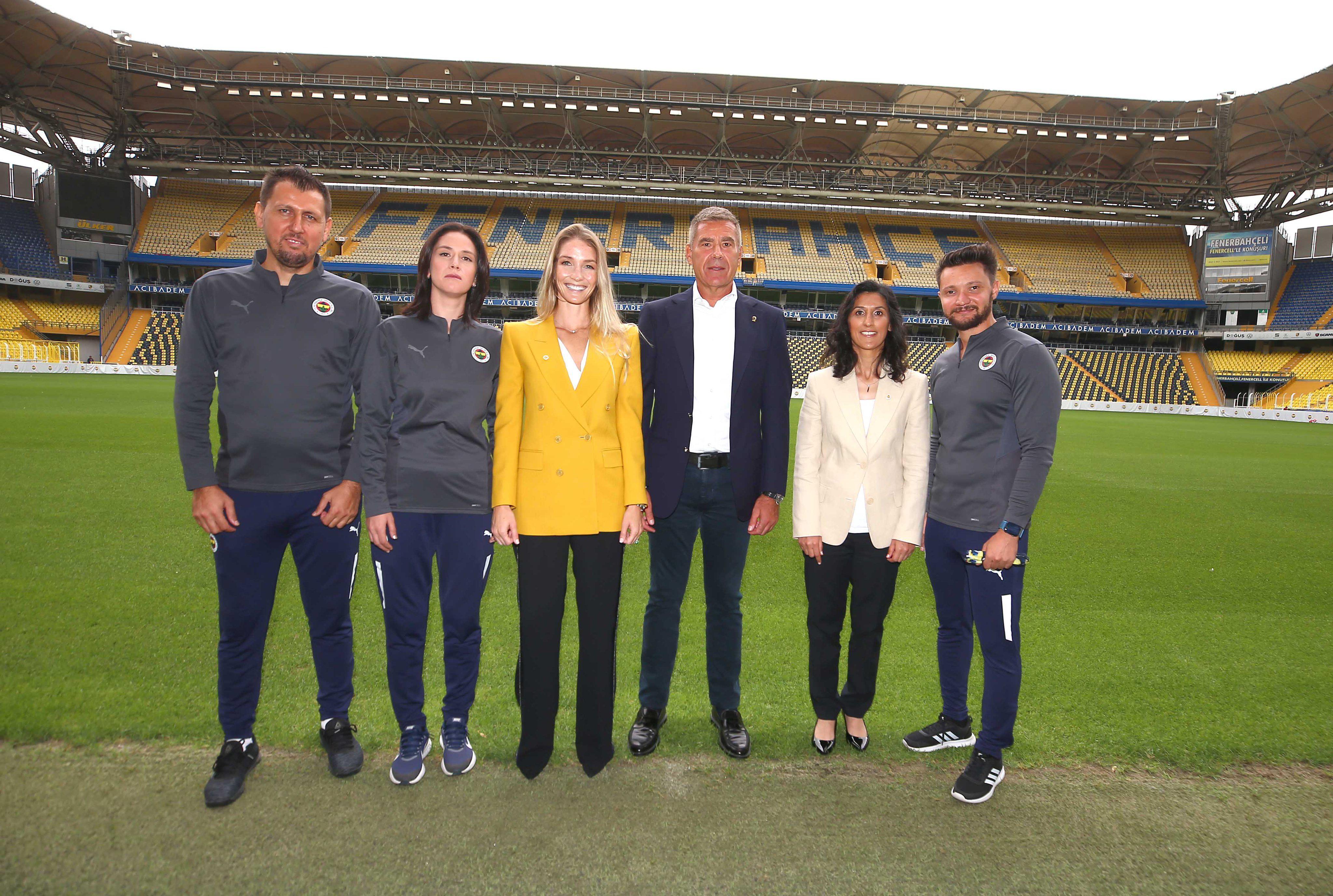 Fenerbahçe Kadın Futbol Takımı kuruldu ve ilk teknik direktör Nihan Su oldu