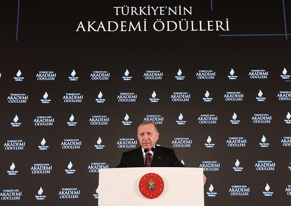 Cumhurbaşkanı Erdoğandan TÜSİAD tepkisi: ‘Hükümete saldırmanın yollarını aramayın, baş edemezsiniz’