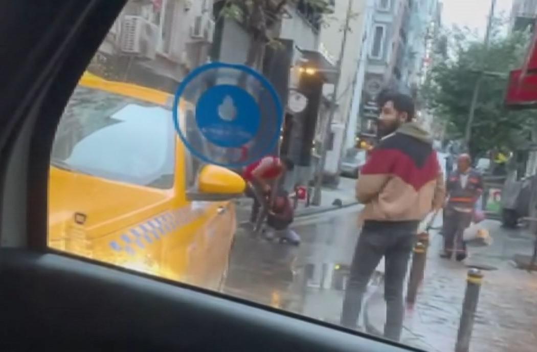 İstanbulda 2 metre boyundaki Amerikalı turist dehşet saçtı
