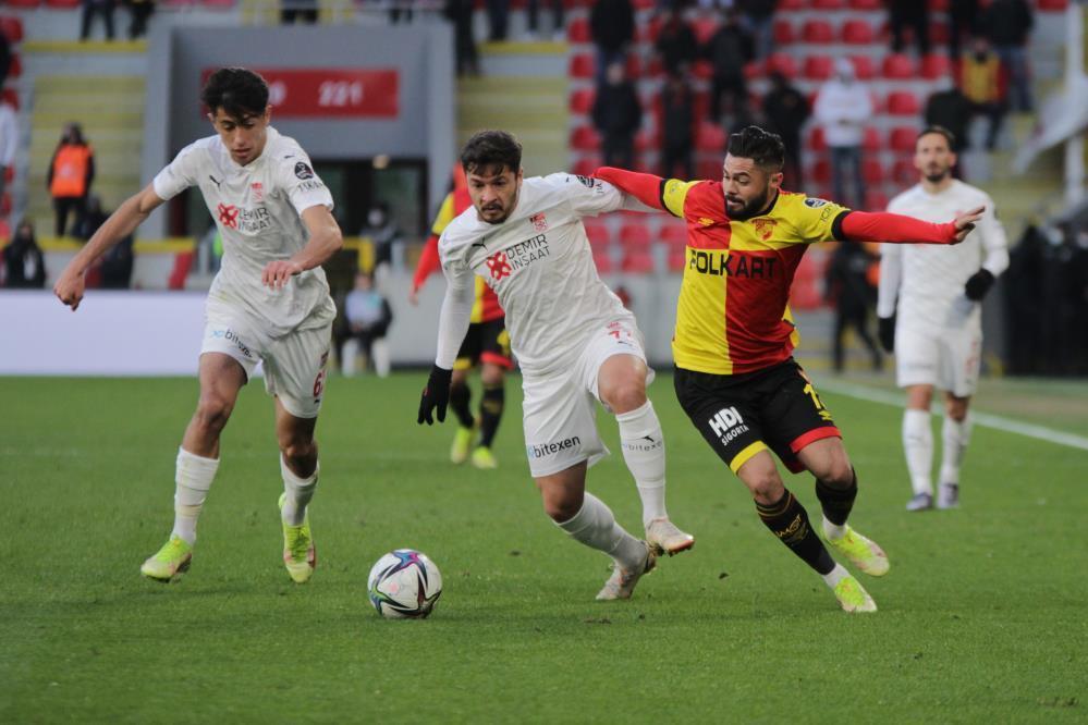 Göztepe, evinde Sivasspor’u 2-1 mağlup etti